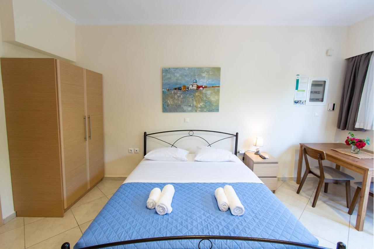 Fotis Apartments Artemida  Exterior photo